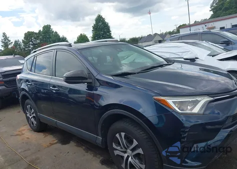 2018 Toyota Rav4 Le z USA, uszkodzony, nr VIN JTMZFREV5JJ725555